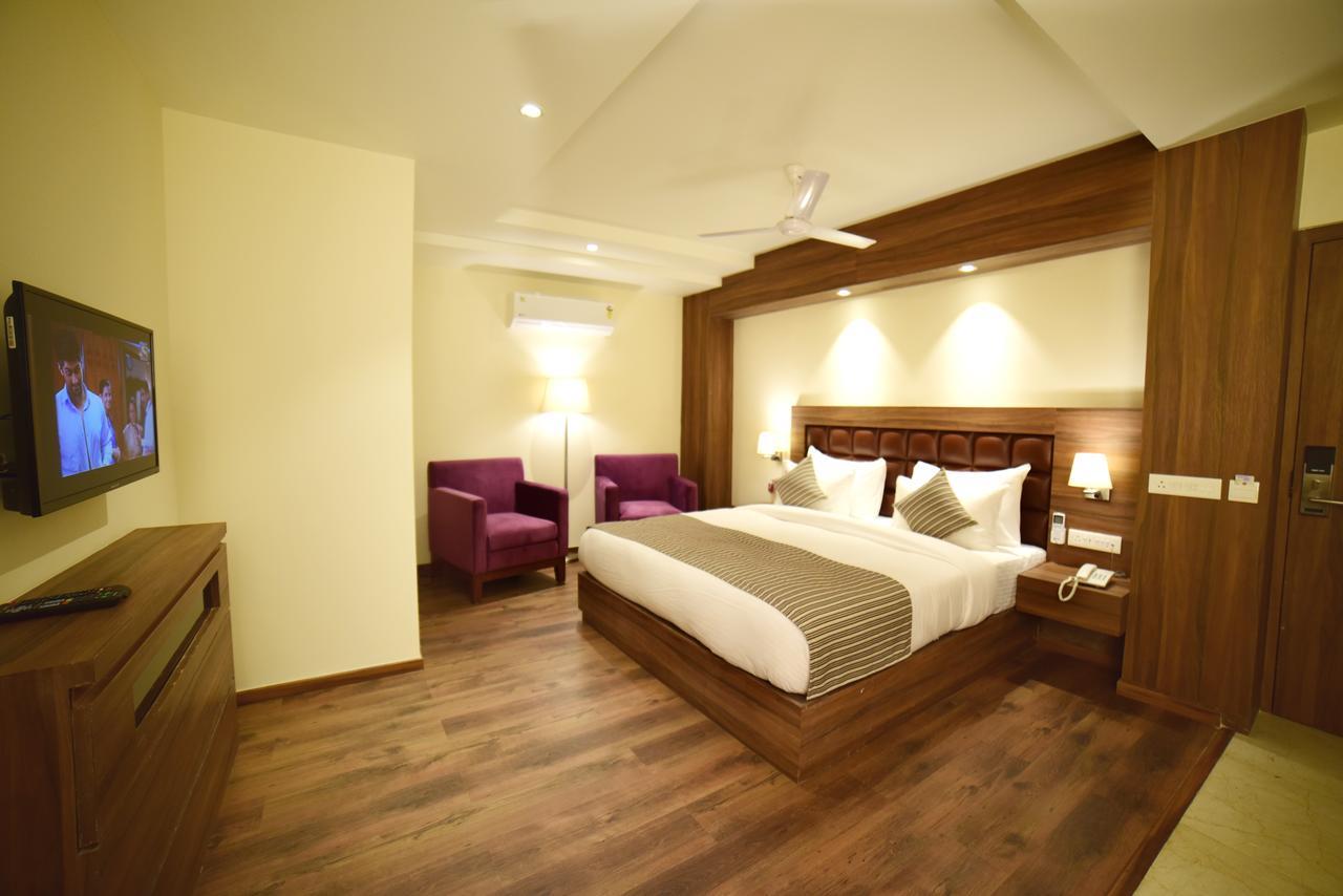 Hotel Amber Rudrapur Exterior foto